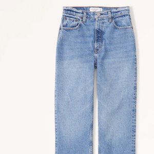 Abercrombie Ultra High Rise 90s Straight Jeans- size 4L
